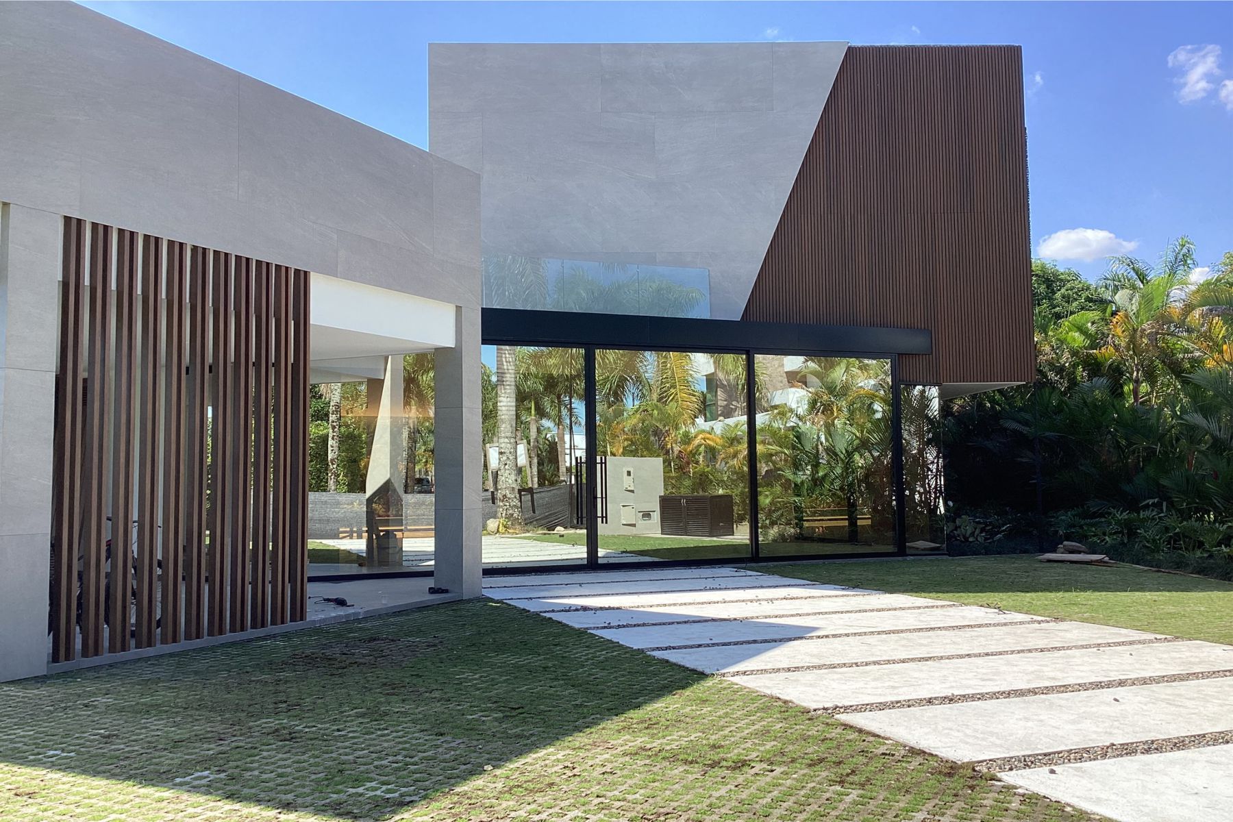 2-COLVENTANAR-BARU-VENTANA-MONUMENTAL