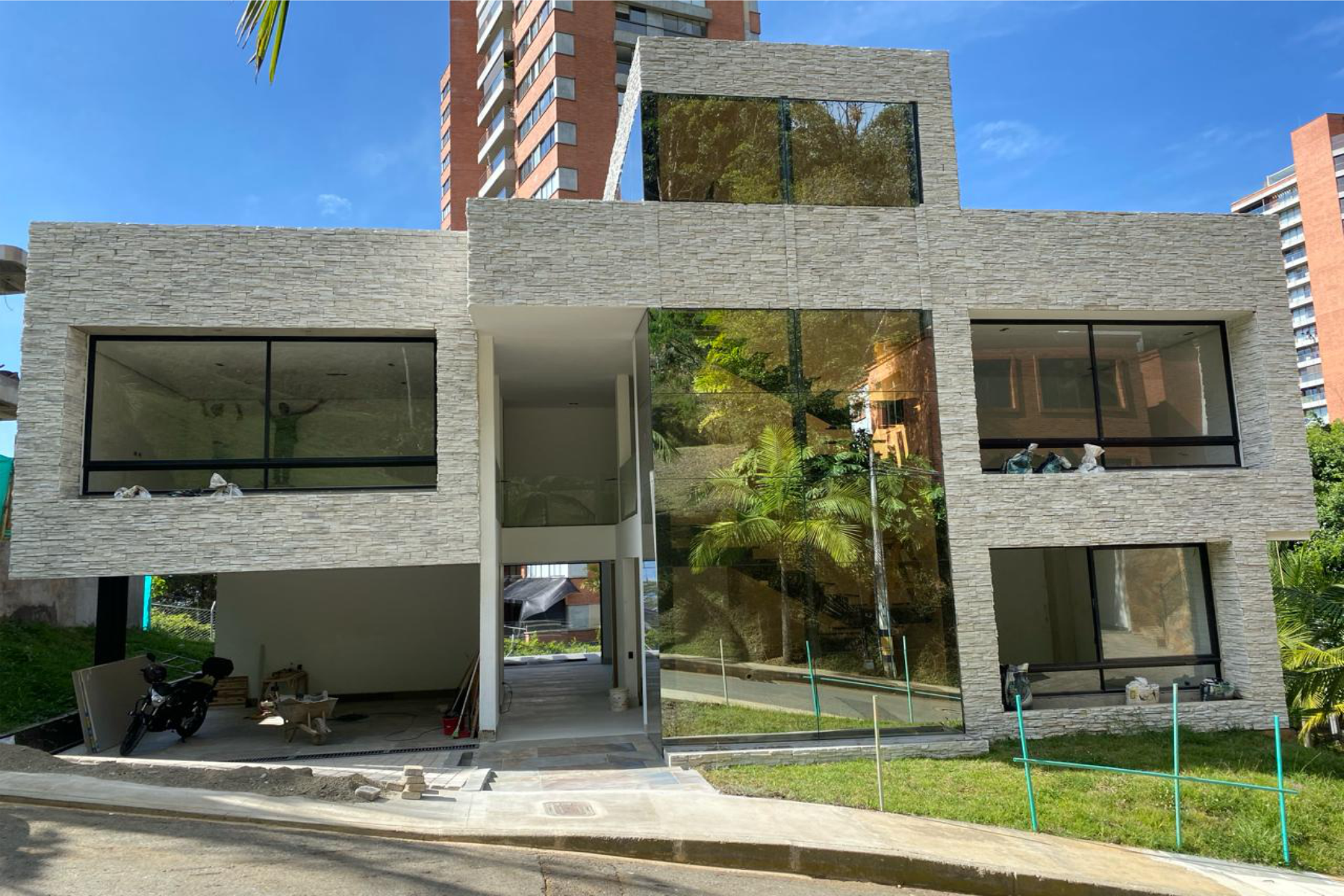 COLVENTANAR-POBLADO-MEDELLIN