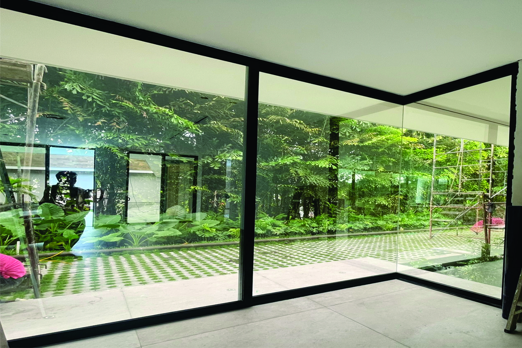 colventanar-santa-teresita-villavicencio-meta-obra-piscina-ventana-monumental