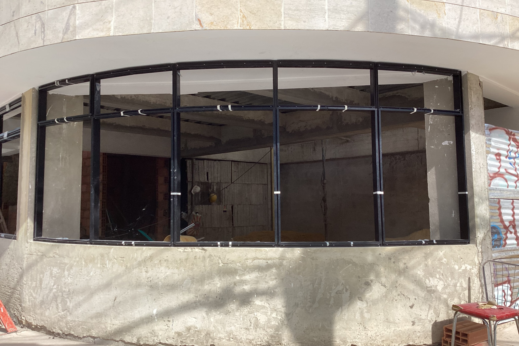 colventglass-rionegro-fachada-piel-de-vidrio-muro-cortina-vidrio-laminado-10